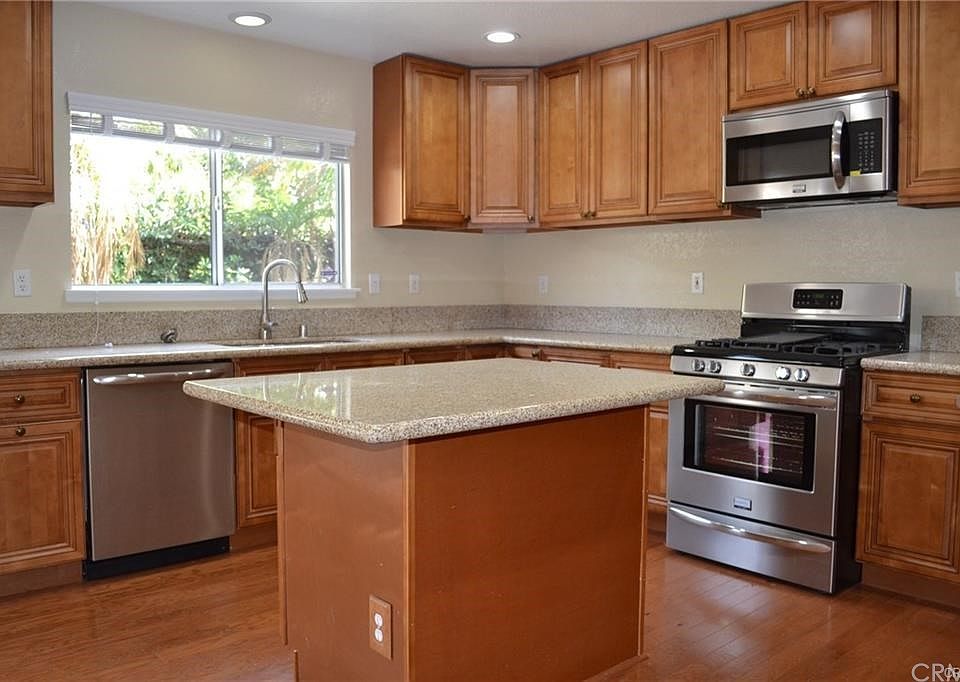 1st image of 557 S Evergreen Ln #96