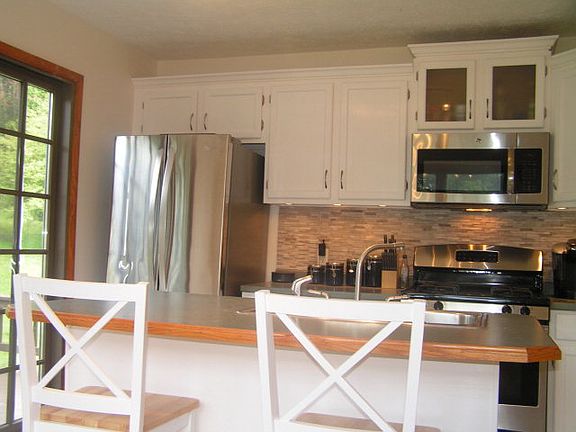 4th image of 12970 Ryan Dr