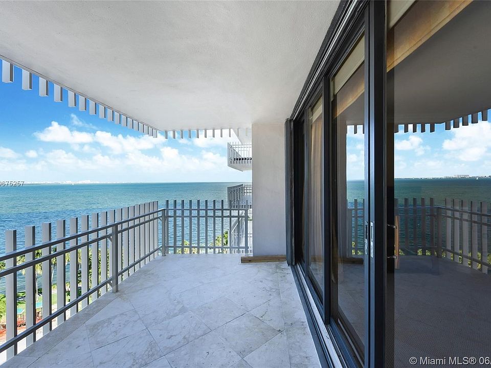 1st image of 2 Grove Isle Dr #B1001