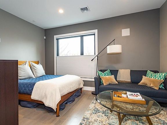 4th image of 39 A St Unit 3