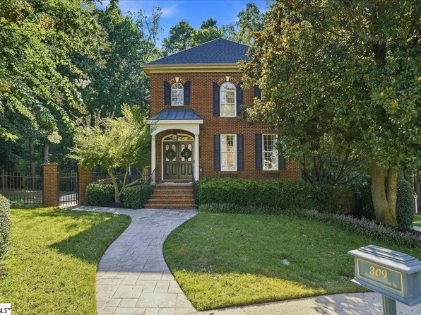 309 Chancellors Park Ct, Simpsonville, SC 29681