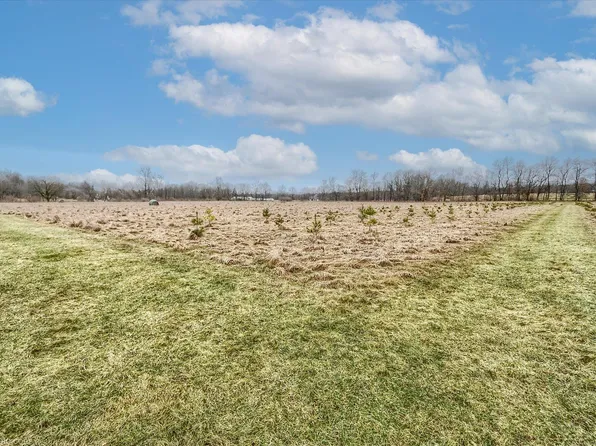 Ellis Rd, Clarkston, MI 48348
