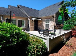 803 Wynnshire Dr #B, Hickory, NC 28601