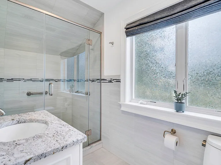 51 Cliff Rd — Photo 25