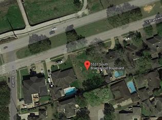 5531 S Braeswood Blvd, Houston, TX 77096