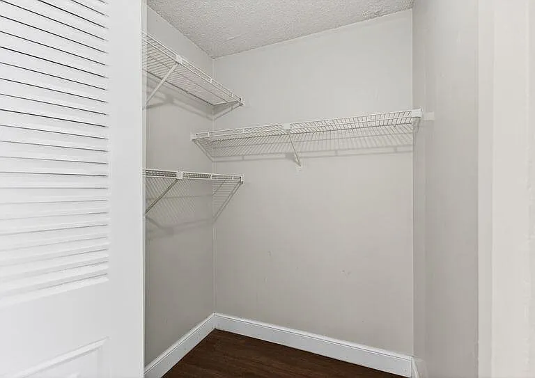 728 Executive Center Dr #29 — Photo 13