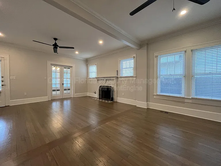 1509 E Jefferson St #X — Photo 7