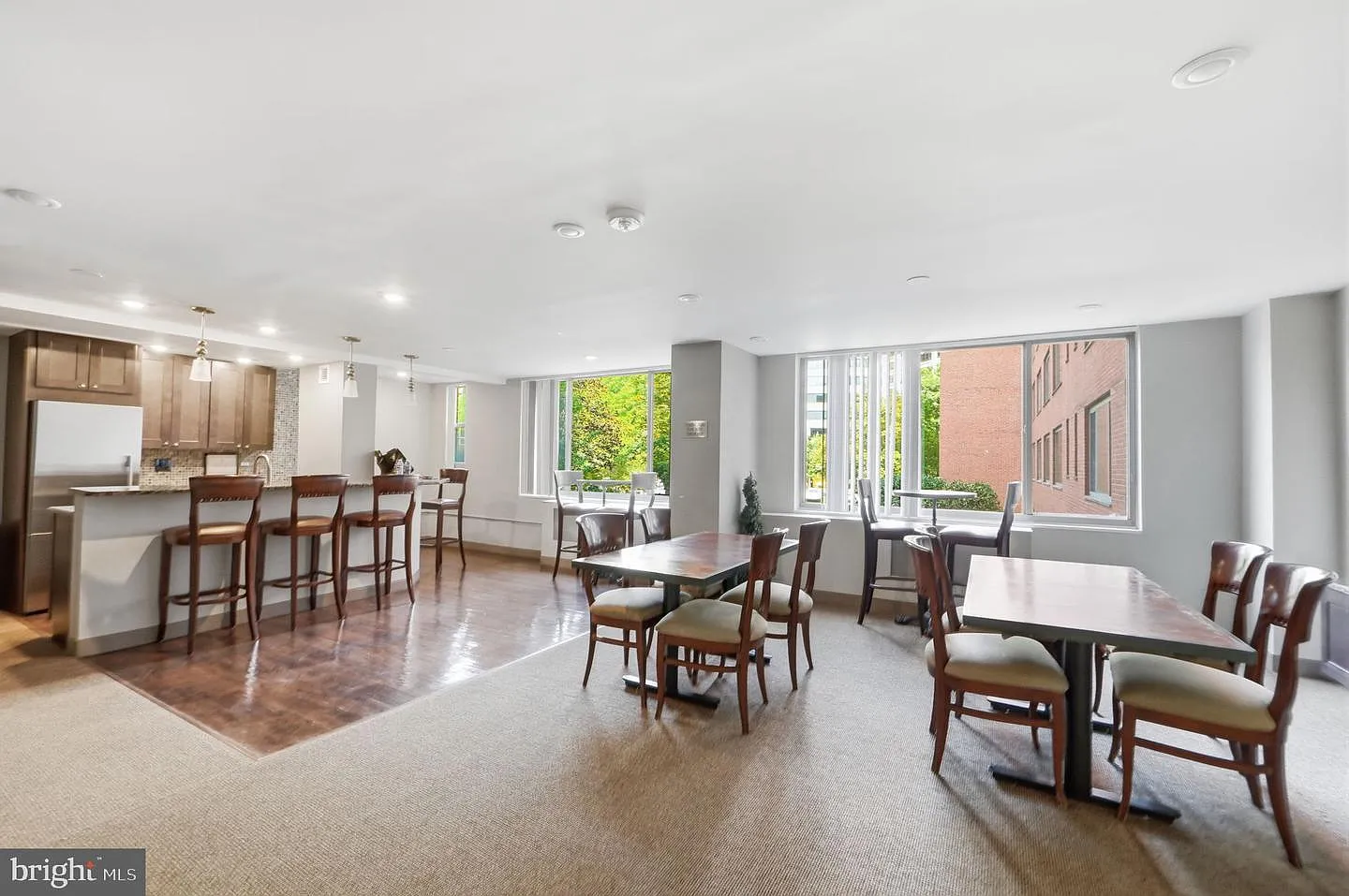 Studio, 402 sqft, $1,600 — Photo 3