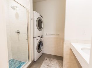 188 1/2 Line St APT A, Charleston, SC 29403