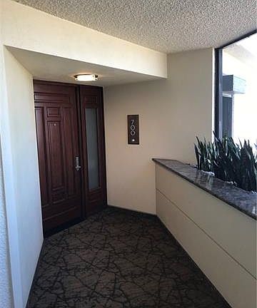 3rd image of 4551 Gulf Shore Blvd N APT 700