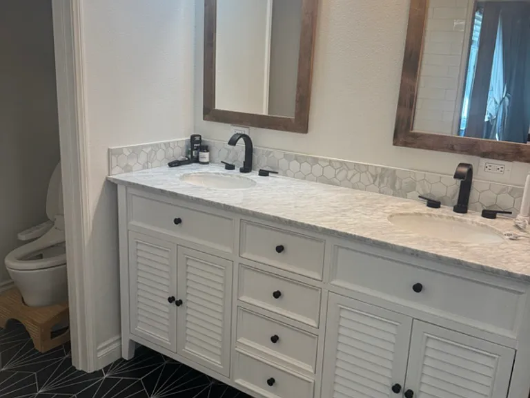 2620 Elden Ave #B5 — Photo 4