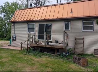 218 Wood Ln, New London, WI 54961