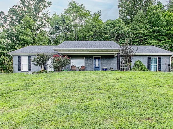 525 E Main Ave, Friendsville, TN 37737