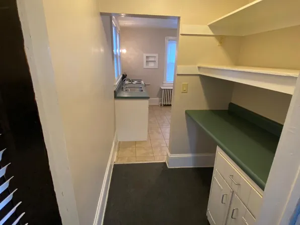 2011 Memorial Ave SW APT C, Roanoke, VA 24015