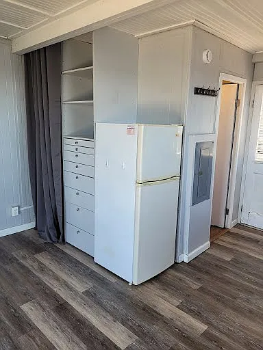 104 Tolers Ln - D — Photo 3