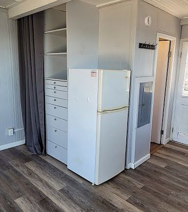 3rd image of 104D Tolers Ln