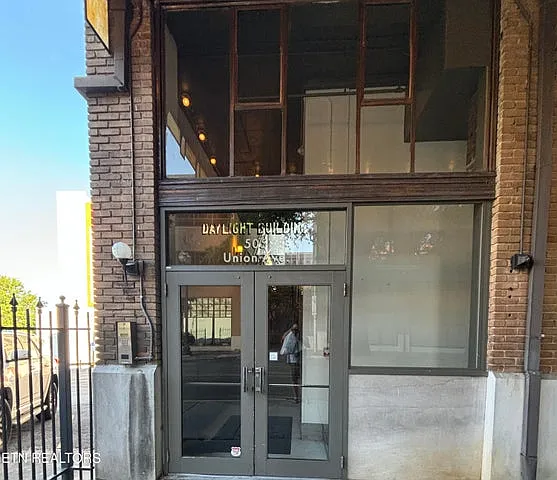 505 Union Ave #202 — Photo 1