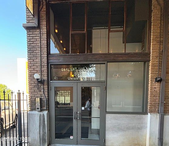 1st image of 505 Union Ave APT 202