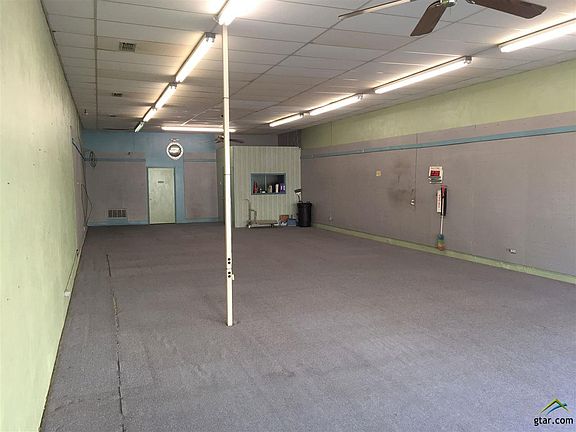 4th image of 105 N Johnson St