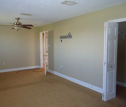 4th image of 7301 Wayside Dr