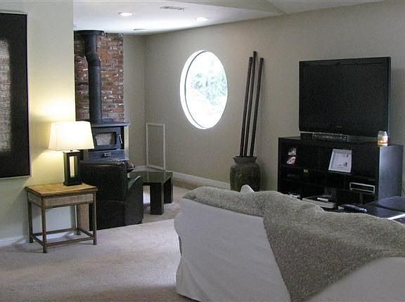 5th image of 2621 Hoffman Ct