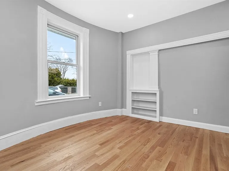 66 Stanley St #1 — Photo 12