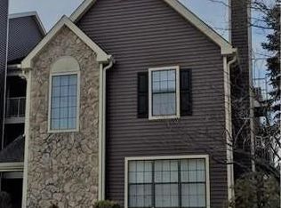 184 Blew Ct, East Brunswick, NJ 08816