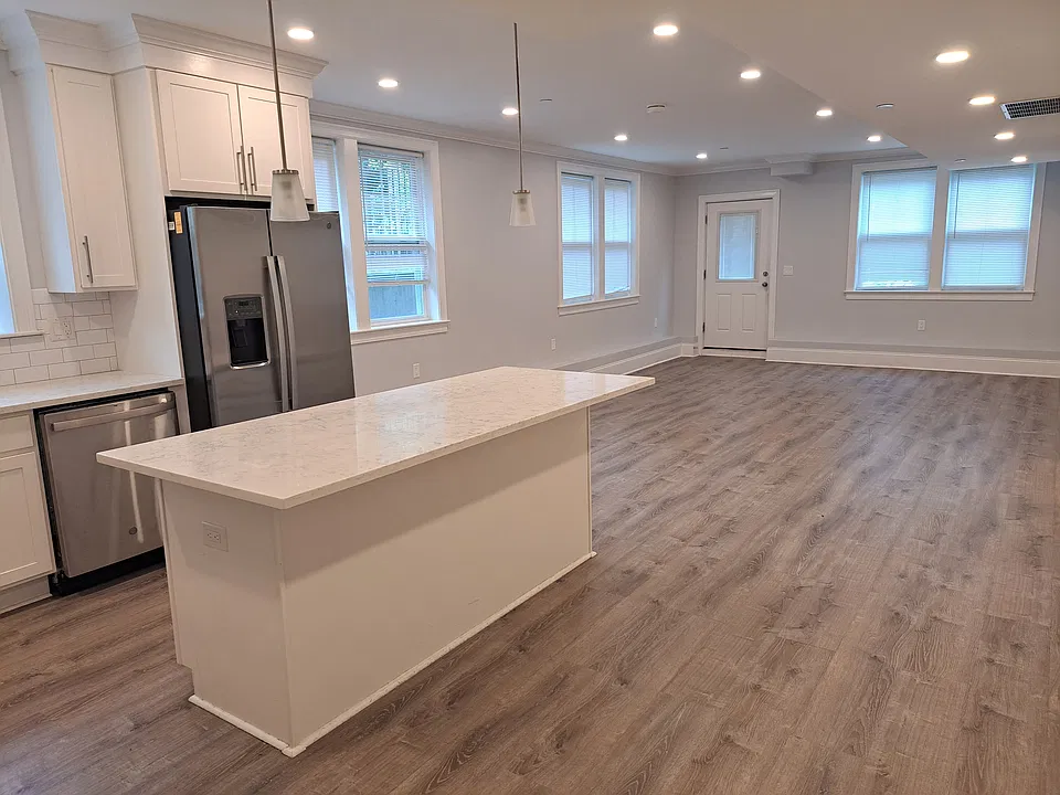 120 Kenrick St #5