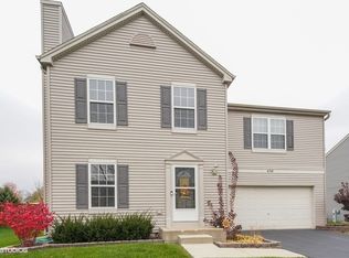 450 Gainsborough Dr, Romeoville, IL 60446