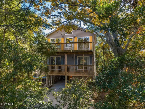 106 William Tryon Court, Kill Devil Hills, NC 27948