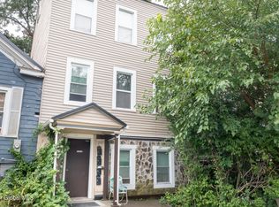 422 East St, Rensselaer, NY 12144