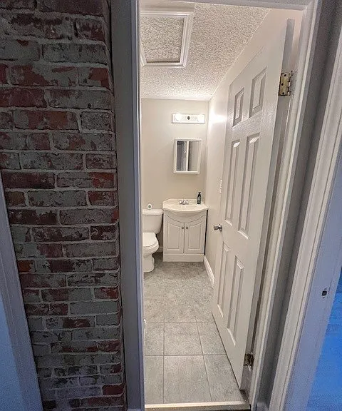 303 E Center St — Photo 14