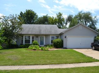 3713 Brighton Pl, McHenry, IL 60050