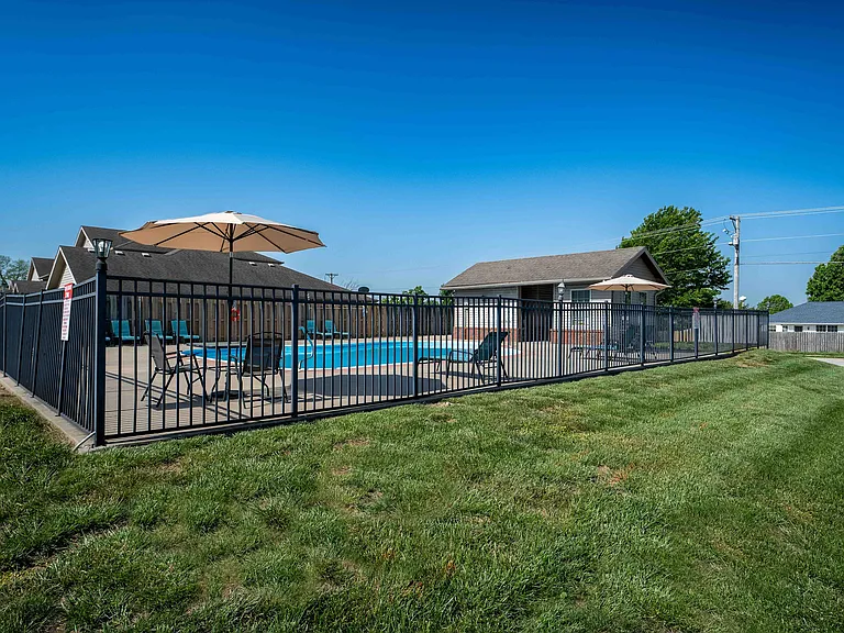 Oakwood Heights Townhomes — Photo 16