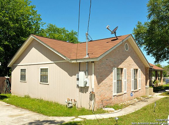 4th image of 8911 Bascum Blvd