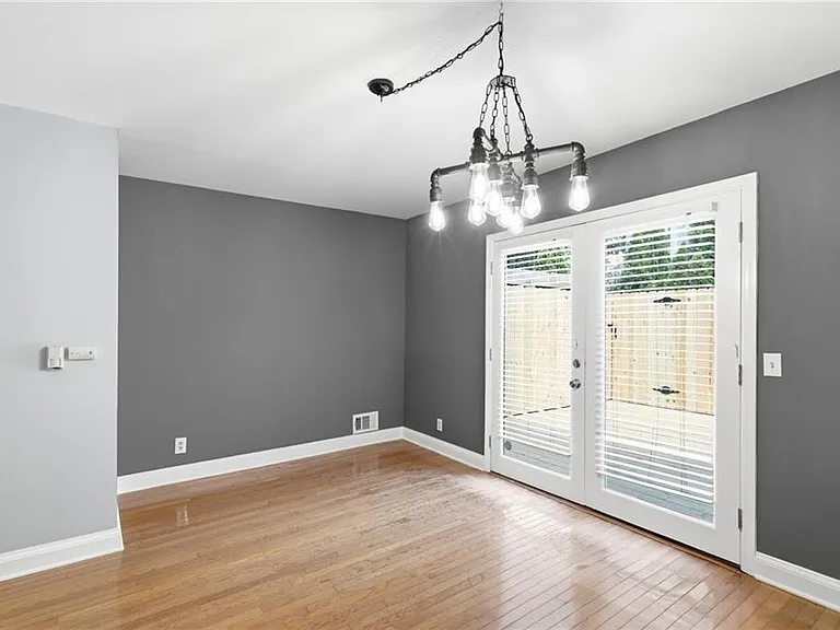 856 Saint Charles Ave NE #8 — Photo 14