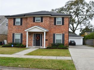 536 Lynnmeade Rd, Gretna, LA 70056