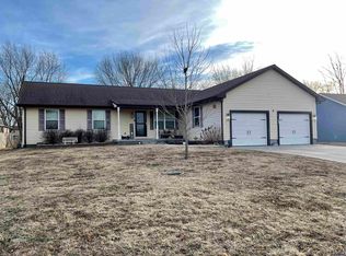 619 Osborn St, Carbondale, KS 66414