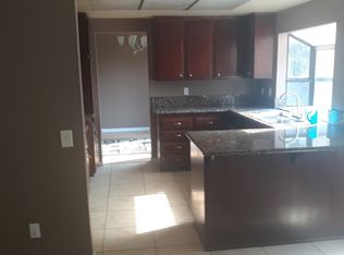 6820 Ginger Ln, Fontana, CA 92336