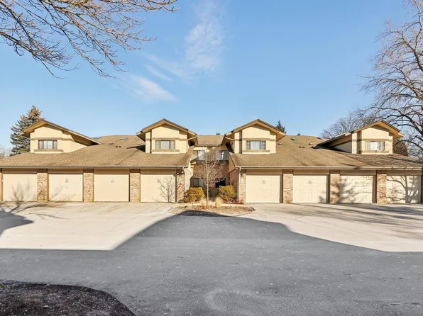 500 West Bender ROAD #24, Glendale, WI 53217