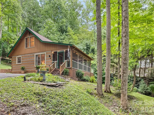 294 Laurel Branch Rd, Maggie Valley, NC 28751