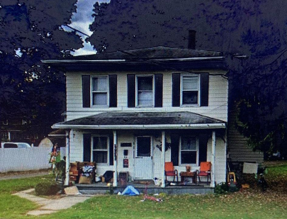 1st image of 708 S Main St