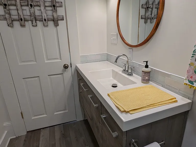 456 Augusta St — Photo 33