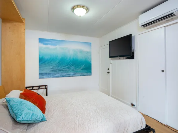 45-028 Waikalua Rd #A, Kaneohe, HI 96744