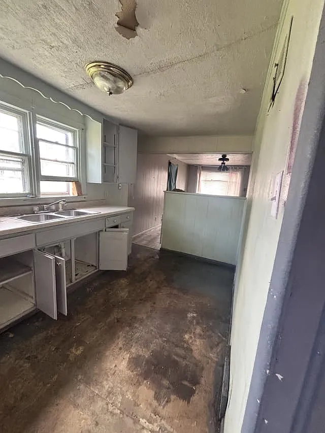 2 bed, 728 sqft, $750 — Photo 2