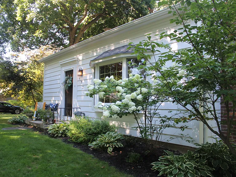275 Woodland Dr — Photo 5