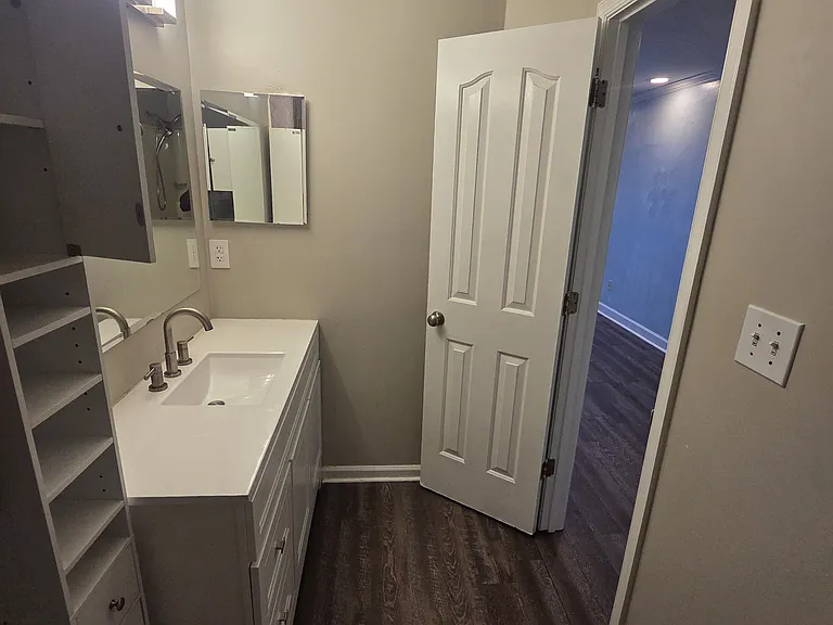 403 Judges Ct — Photo 10