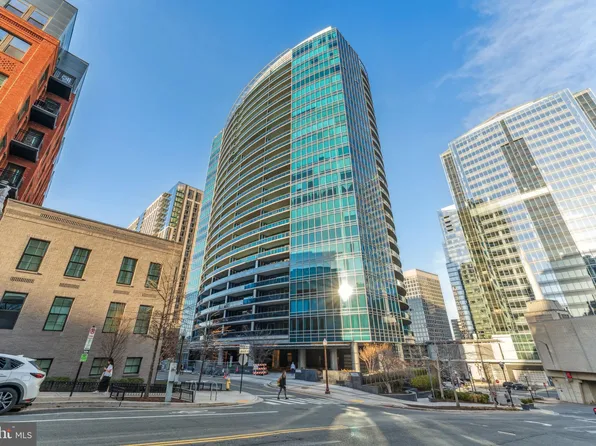 1881 N Nash St Unit 812, Arlington, VA 22209