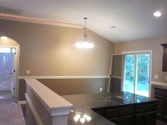 5th image of 200 Heritage Creek Dr