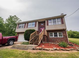 7015 Lark Rd NW, Malvern, OH 44644